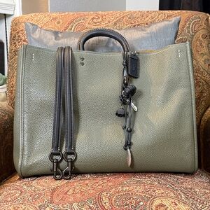 Coach Rogue 39 Olive Green /Black